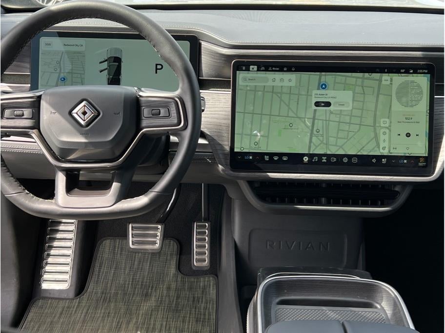 2024 Rivian R1S Dual Motor Large Pack