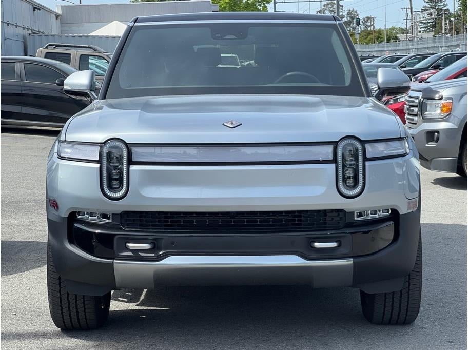 2024 Rivian R1S Dual Motor Large Pack