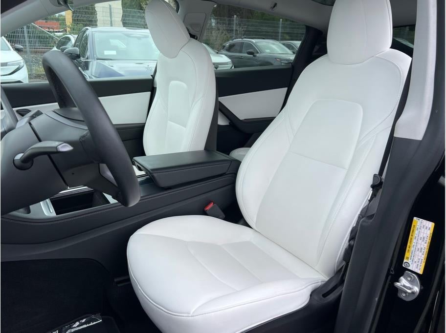 2022 Tesla Model Y Performance Sport Utility 4D