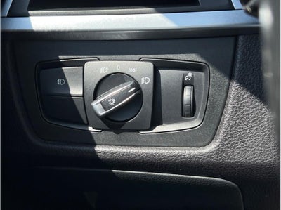 2017 BMW 3 Series 330i xDrive Sport Wagon 4D