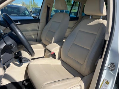 2015 Volkswagen Tiguan 2.0T SEL Sport Utility 4D