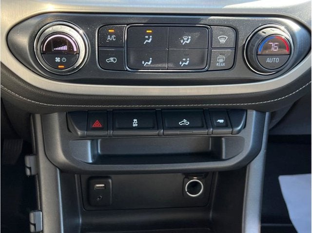 2018 GMC Canyon Crew Cab SLE Pickup 4D 5 ft