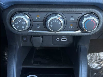 2025 Nissan Versa SV Sedan 4D