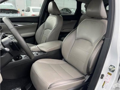 2023 INFINITI QX50 LUXE Sport Utility 4D