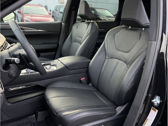 2025 INFINITI QX60 Luxe Black Edition