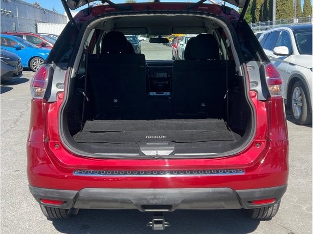 2016 Nissan Rogue SV Sport Utility 4D