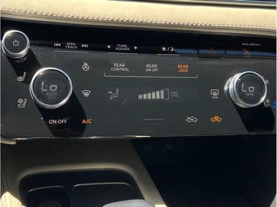2023 INFINITI QX60 LUXE Sport Utility 4D