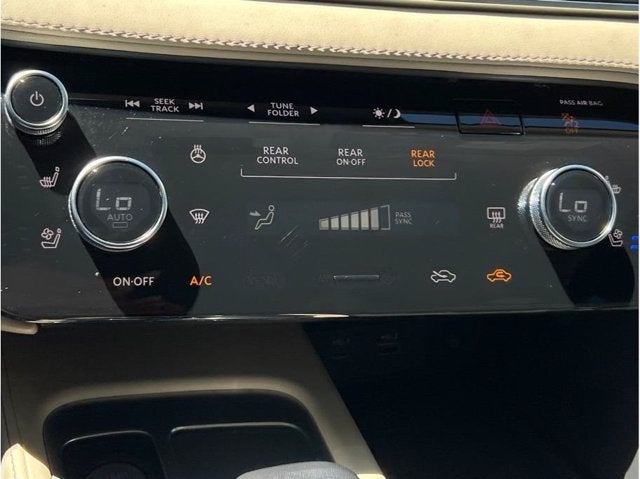 2023 INFINITI QX60 LUXE Sport Utility 4D