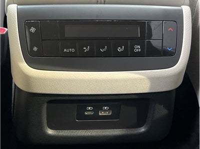 2022 Nissan Pathfinder SV Sport Utility 4D