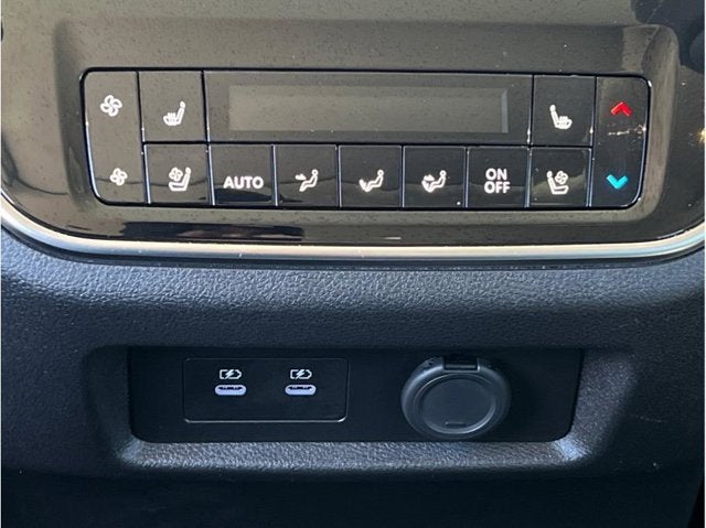 2025 INFINITI QX80 SENSORY Sport Utility 4D