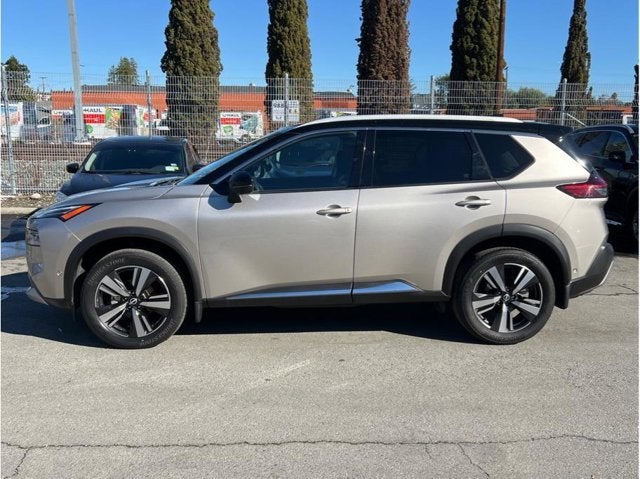 2022 Nissan Rogue Platinum Sport Utility 4D