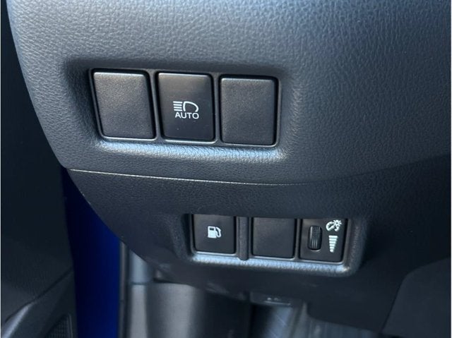 2021 Toyota C-HR XLE Sport Utility 4D