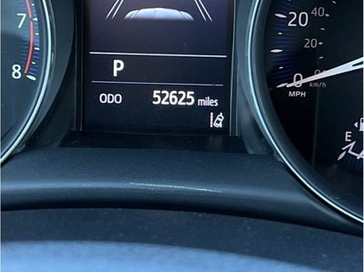 2021 Toyota C-HR XLE Sport Utility 4D