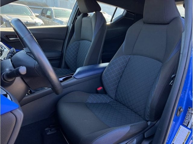 2021 Toyota C-HR XLE Sport Utility 4D