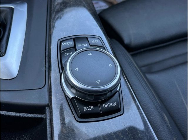 2017 BMW 3 Series 330i xDrive Sport Wagon 4D