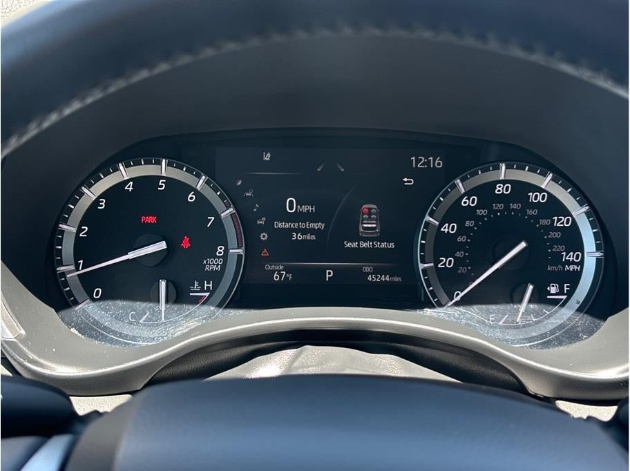 2021 Toyota Highlander XLE Sport Utility 4D