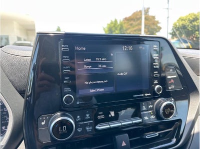 2021 Toyota Highlander XLE Sport Utility 4D