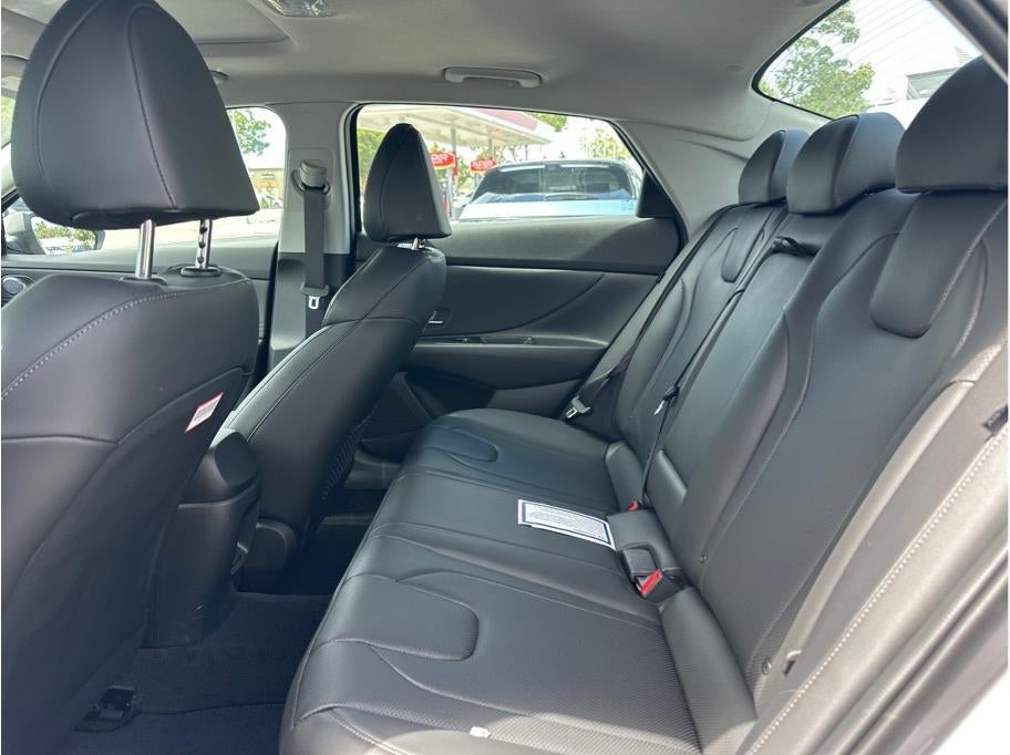 2025 Hyundai Elantra HEV Limited