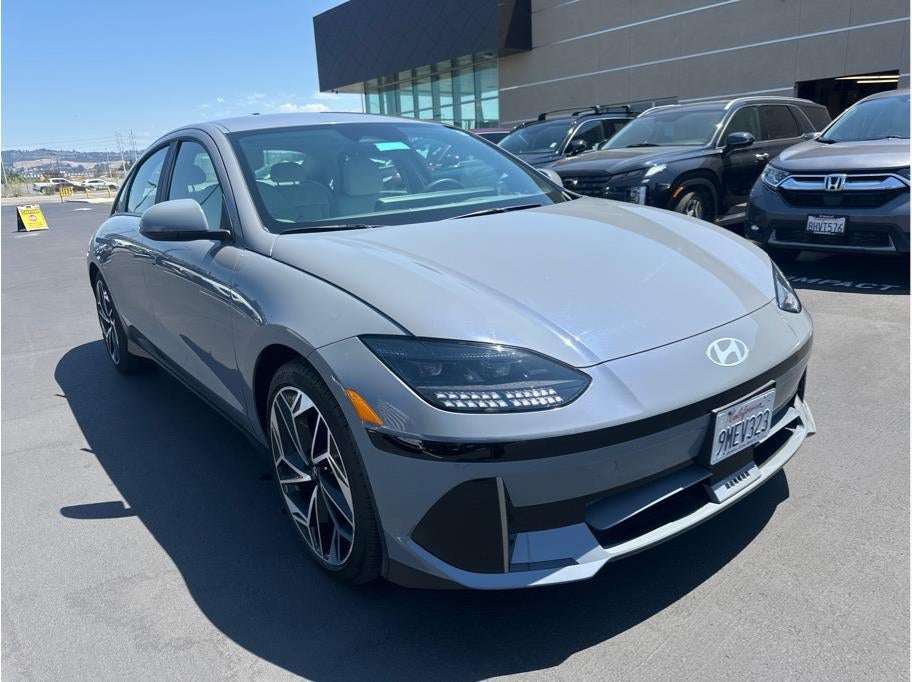 2024 Hyundai IONIQ 6 SEL Sedan 4D